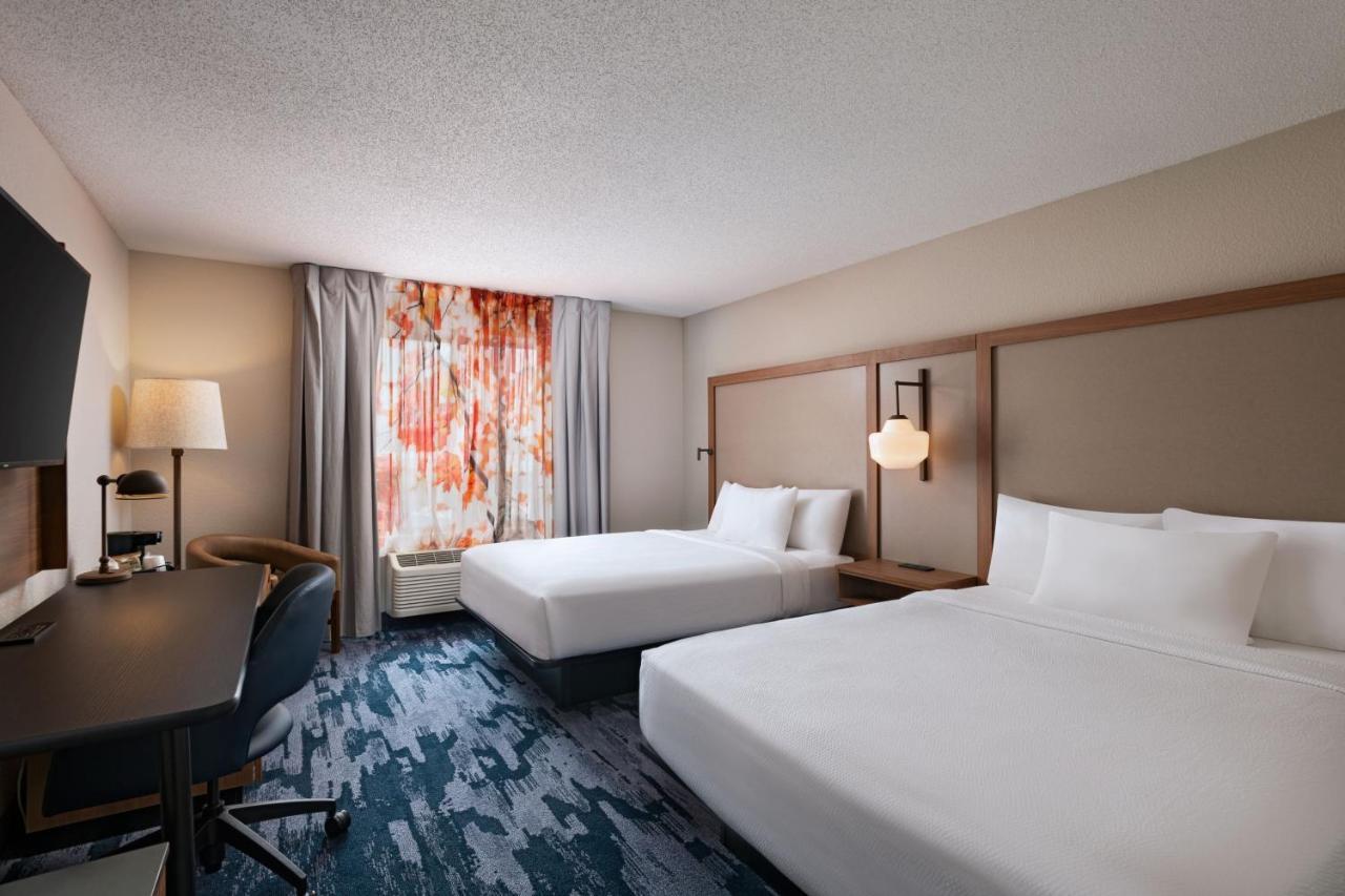 Fairfield Inn & Suites Kansas City Airport Exterior foto
