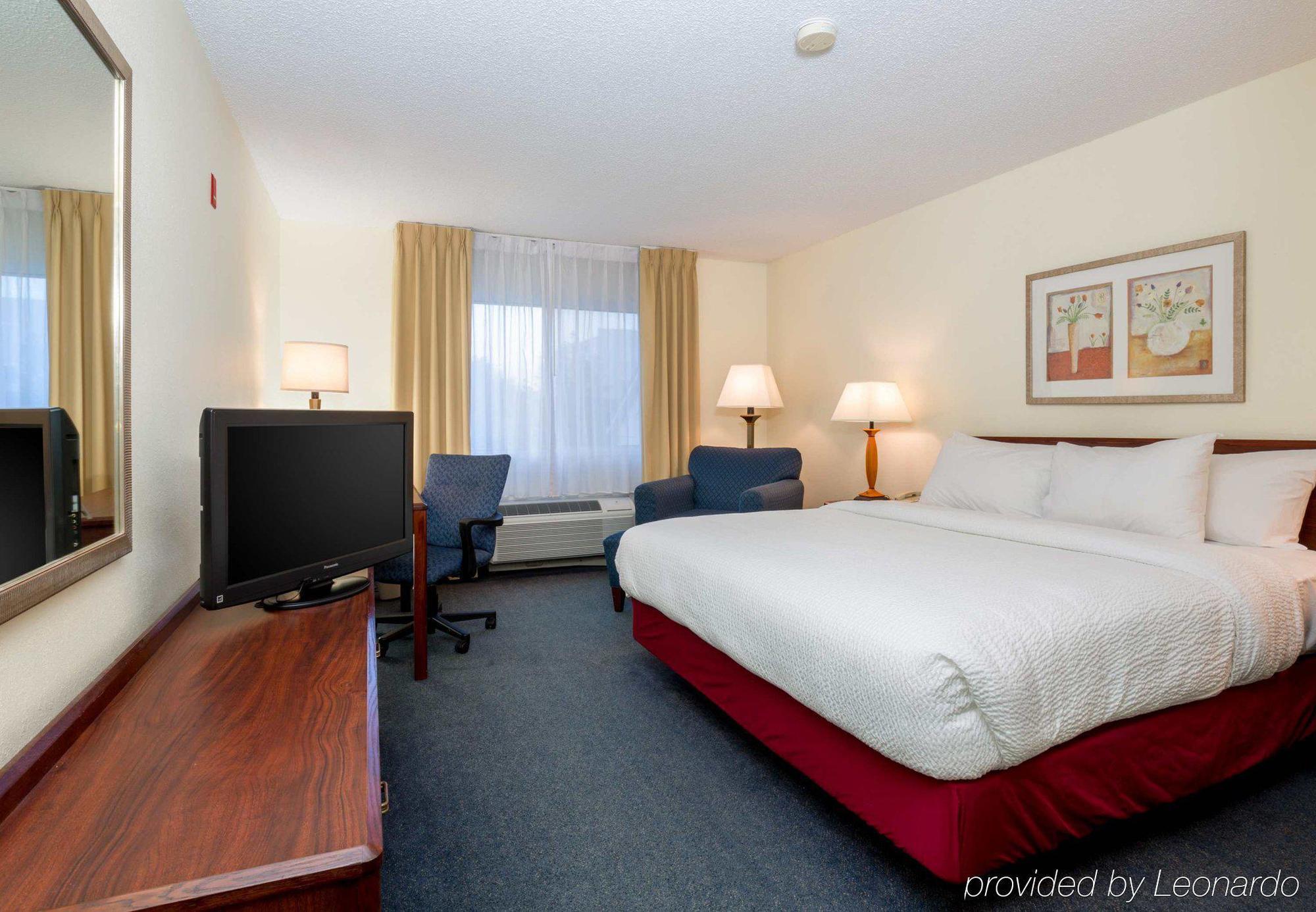 Fairfield Inn & Suites Kansas City Airport Exterior foto